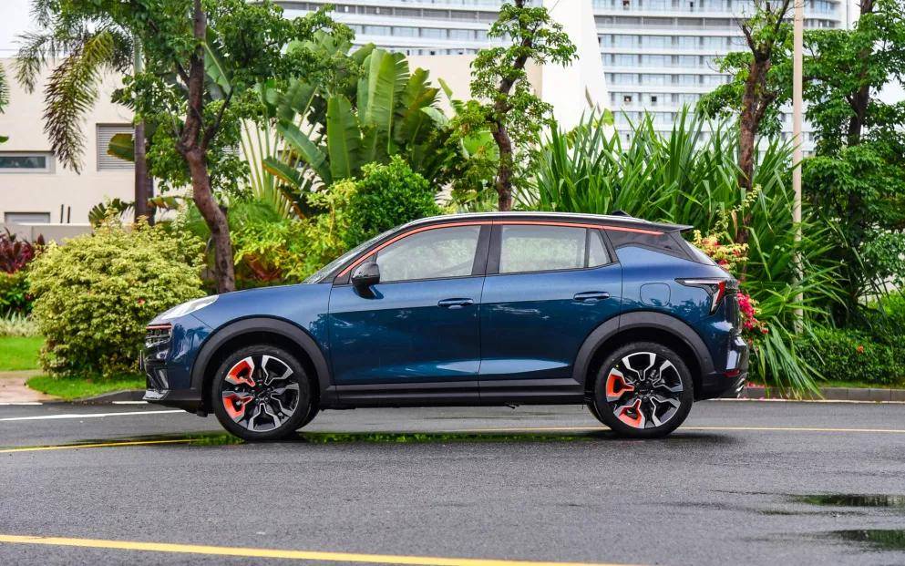 还在选择合资SUV？等到今年九月领克06就来了
