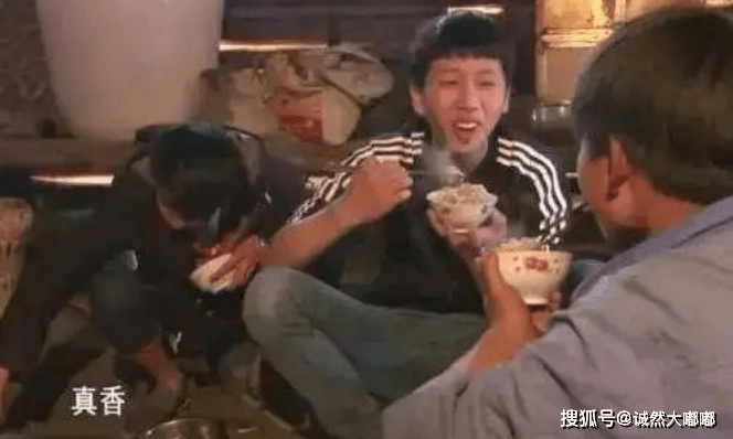 毕竟……真香定律人人难逃.