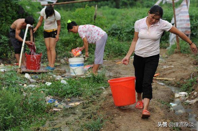 农村妇女出门打工的不少先假设,农村女性,出门打工谋生,除了想见识