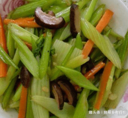 香菇芹菜可以一起做馅吗 6fcbc18ec6ca4f4a926d34c3f9e49c22.png