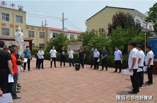 汝州市陵头镇:开展第二季度"逐村观摩,整乡推进"活动