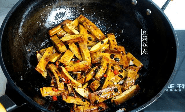 如何炒豆腐干才能更入味 106432413ca744f8a5fd1af435d440dc.png