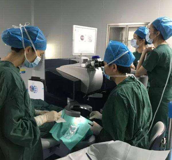 教师和医生两个职业，工作十年之后有什么差距，主要在这三个方面