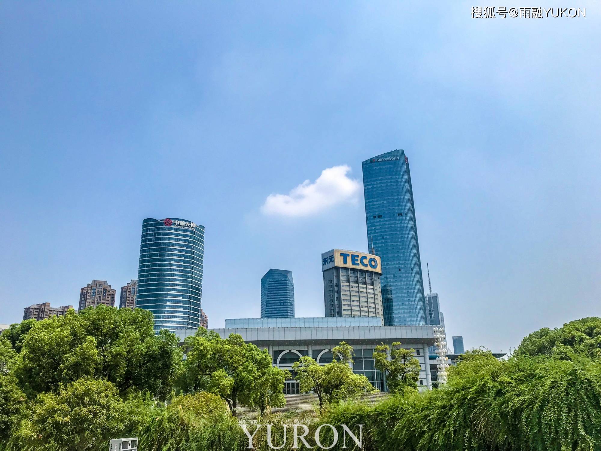 盐城gdp水平_盐城高铁站图片(3)