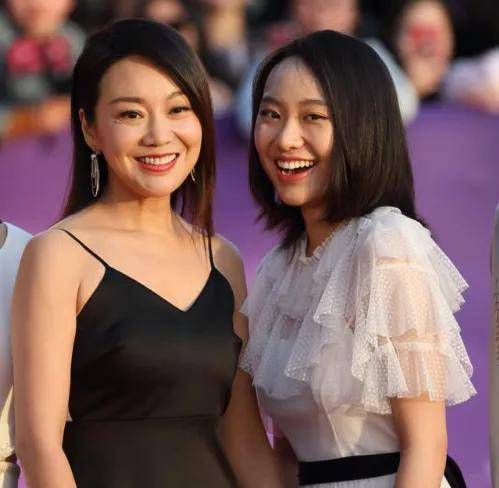 闫妮女儿邹元清:11岁初登荧屏,曾被嘲捧不红的