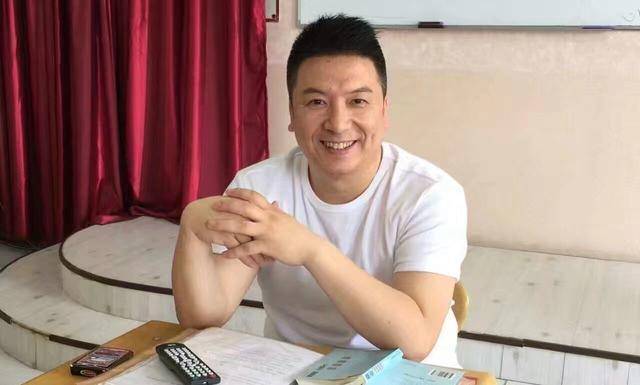 郑环宇|也是个不讲诚信的孬种散打主席炮轰苟晶：你高考成绩并不好