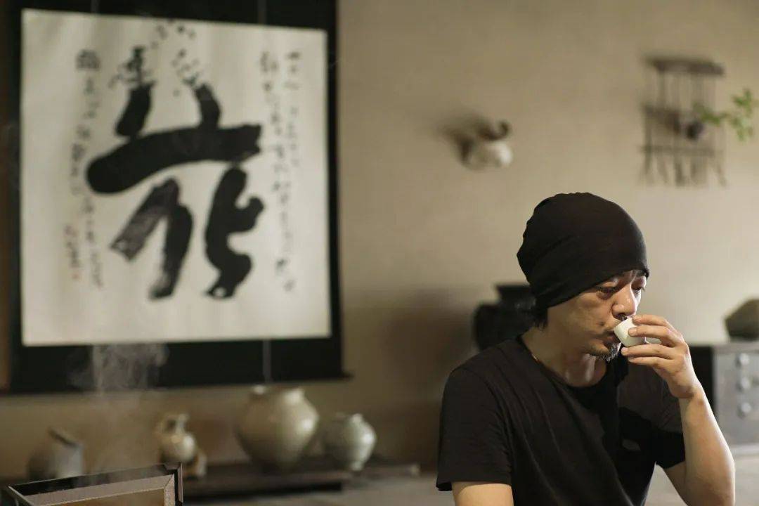 空间|原创他抛下公司不管,把破罐当宝,7年后成江南第一“花痴”