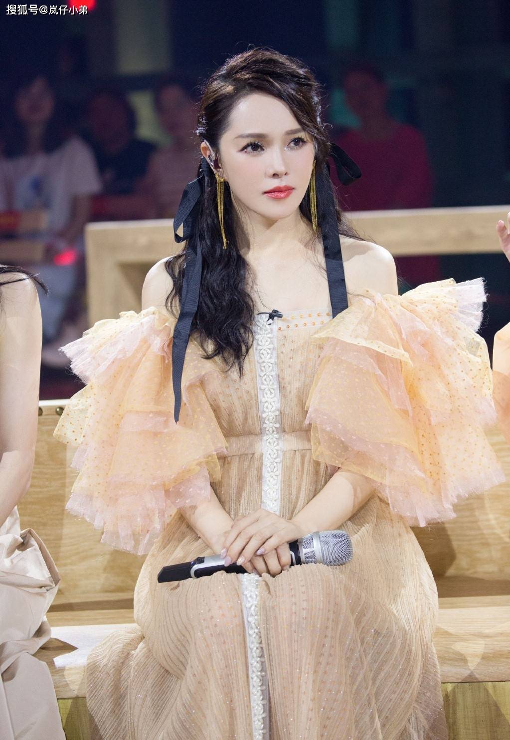 伊能静痛哭自爆童年阴影，前夫庾澄庆罕见力挺