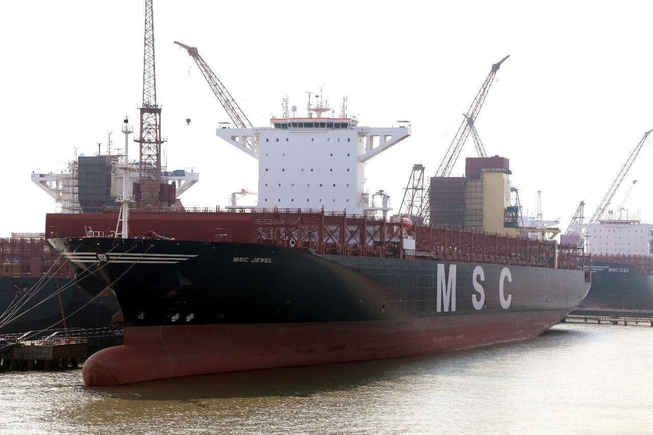 上海中远海运重工前五个月修理完工出厂103条船舶