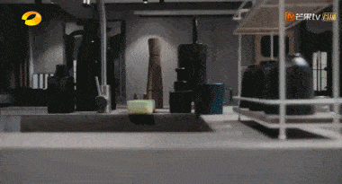 张新成|原创单纯可爱又演成智障！这到底偶像剧女主还是苦情剧的傻子新娘？