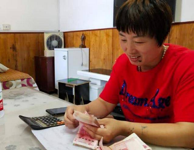 叶县|仨月跑三百公里路 乡镇副书记帮脱贫户要回来16500元打工钱