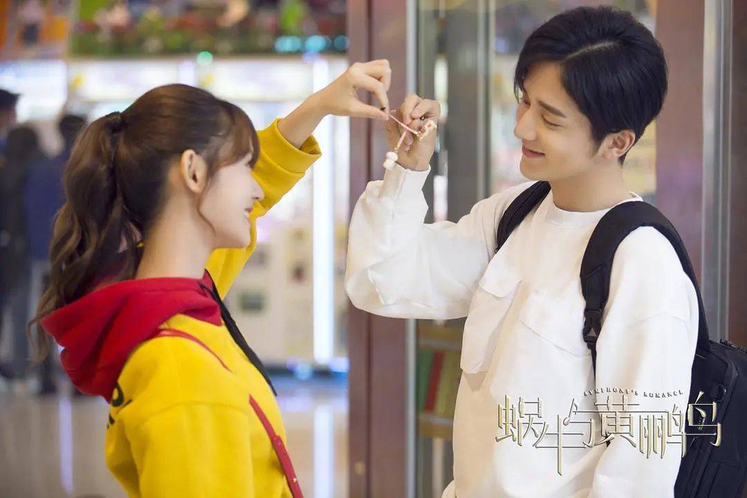 全剧|原创都2020年了，竟还有女演员用“瞪眼”演完全剧？