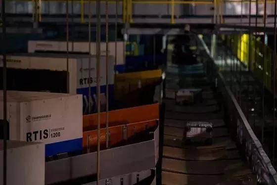 标签|探秘重庆江北机场，RFID让14万件行李分拣零失误！
