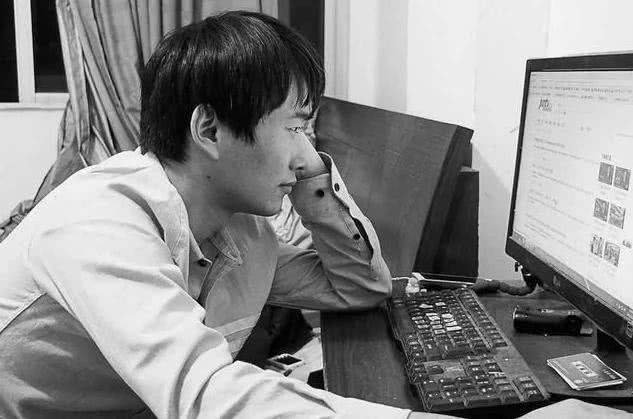 知识科普|12年前故意交白卷考0分，如今却成为家长们的求助对象……