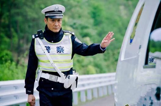 起底网络送养的地下暗网：有的宝宝还没出生就被盯上