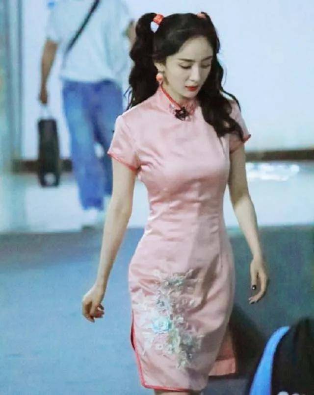 有种“括号臀”叫杨幂？网友化身为福尔摩斯，