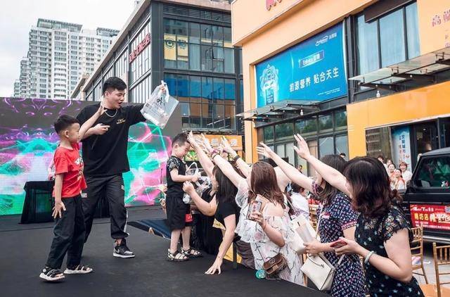 造型|临沂A.T造型南坊店 7.4开业！向全城300店进发