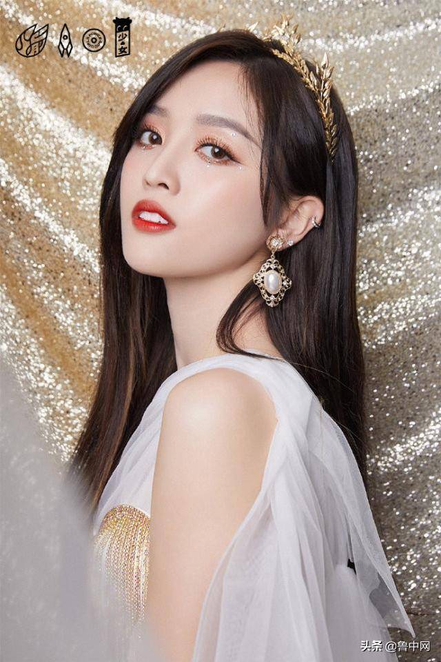 火箭少女|火箭少女101新造型曝光,你觉得谁的硬照最可?