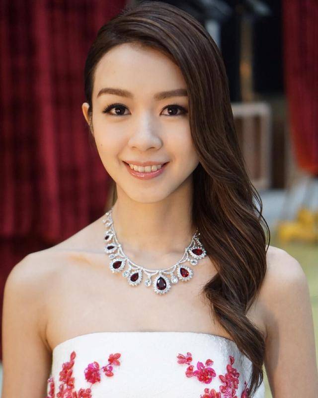 签约tvb以后，麦明诗获得许多工作机会，包括成为2016年里约奥运会主持，及