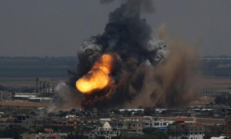 原创以色列凌晨打响空袭,爆炸声响彻德黑兰,各国却纷纷发文指责伊朗