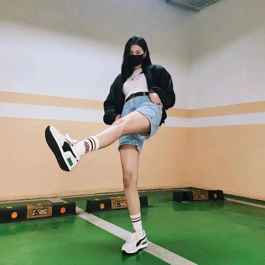 宣美|李宣美回归被质疑隆胸！不输泫雅的“南韩腿精”也要被杠？