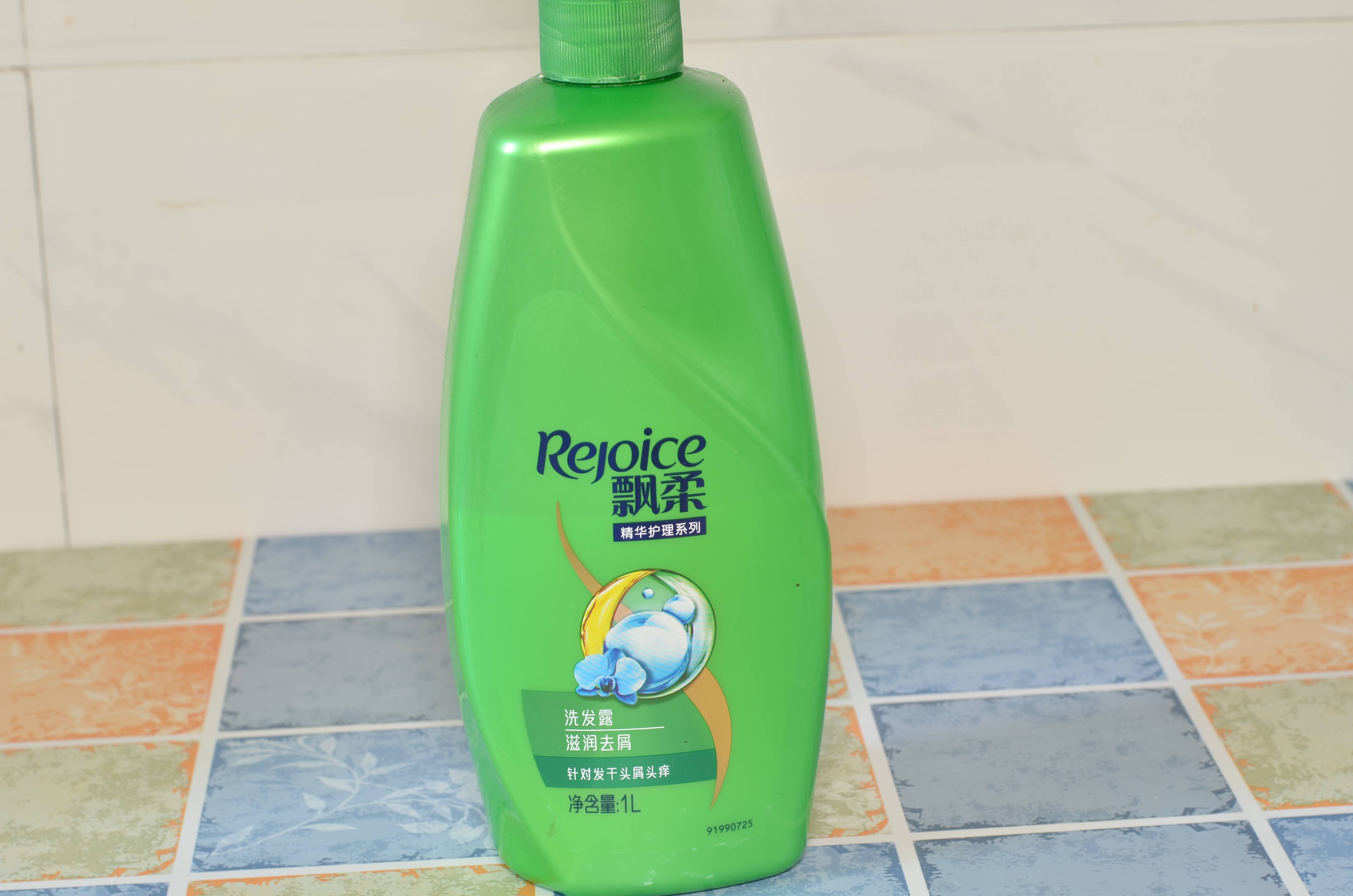 日化|实测：告别油腻，拒绝做臭男人，男人这8款日化用品少不了