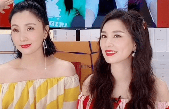 销量|坑太多！明星带货被称“诈欺”，50万坑位费只卖5万多？