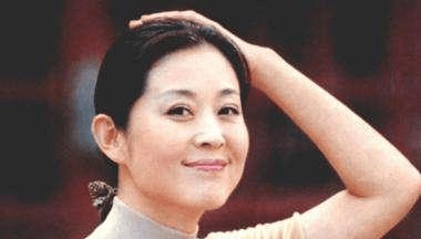 原创陈红年轻时有多美?让陈凯歌不顾骂名,为她放弃相恋6年的倪萍