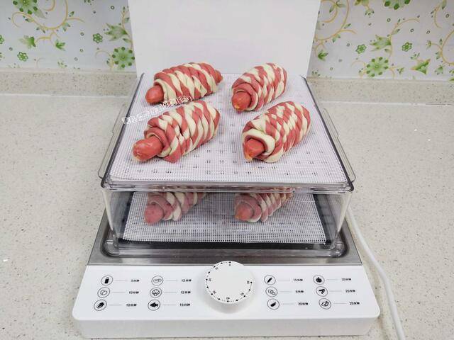 香肠怎么切好看视频 1973a3a181d14d4dbfae4adae9e60ccf.jpeg