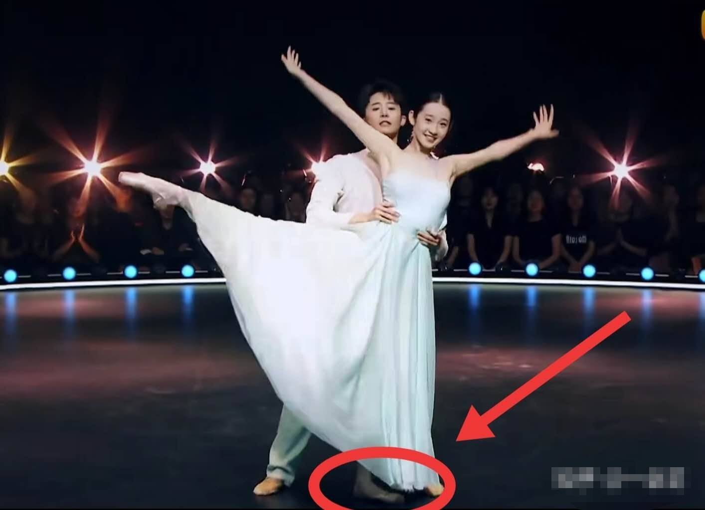 "舞蹈精灵"张艺凡芭蕾舞水平如何?今天来一探究竟.