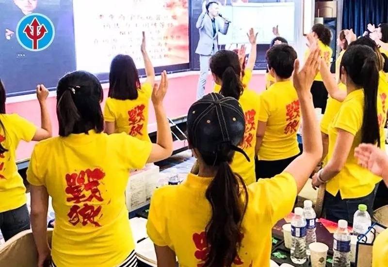 款式|企业定制文化衫，短袖的款式和印字内容怎么选？