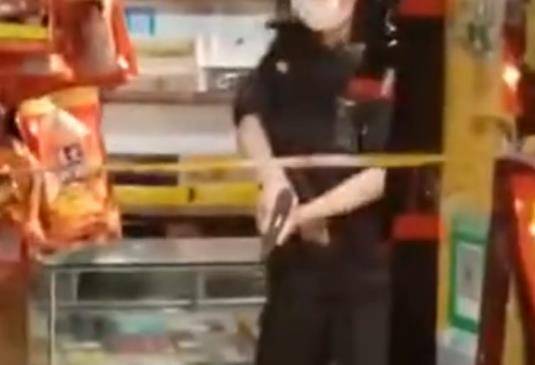 原创重庆一农贸市场猪肉摊主砍死邻摊夫妇 网友：杀人者称被杀者抢了他生意