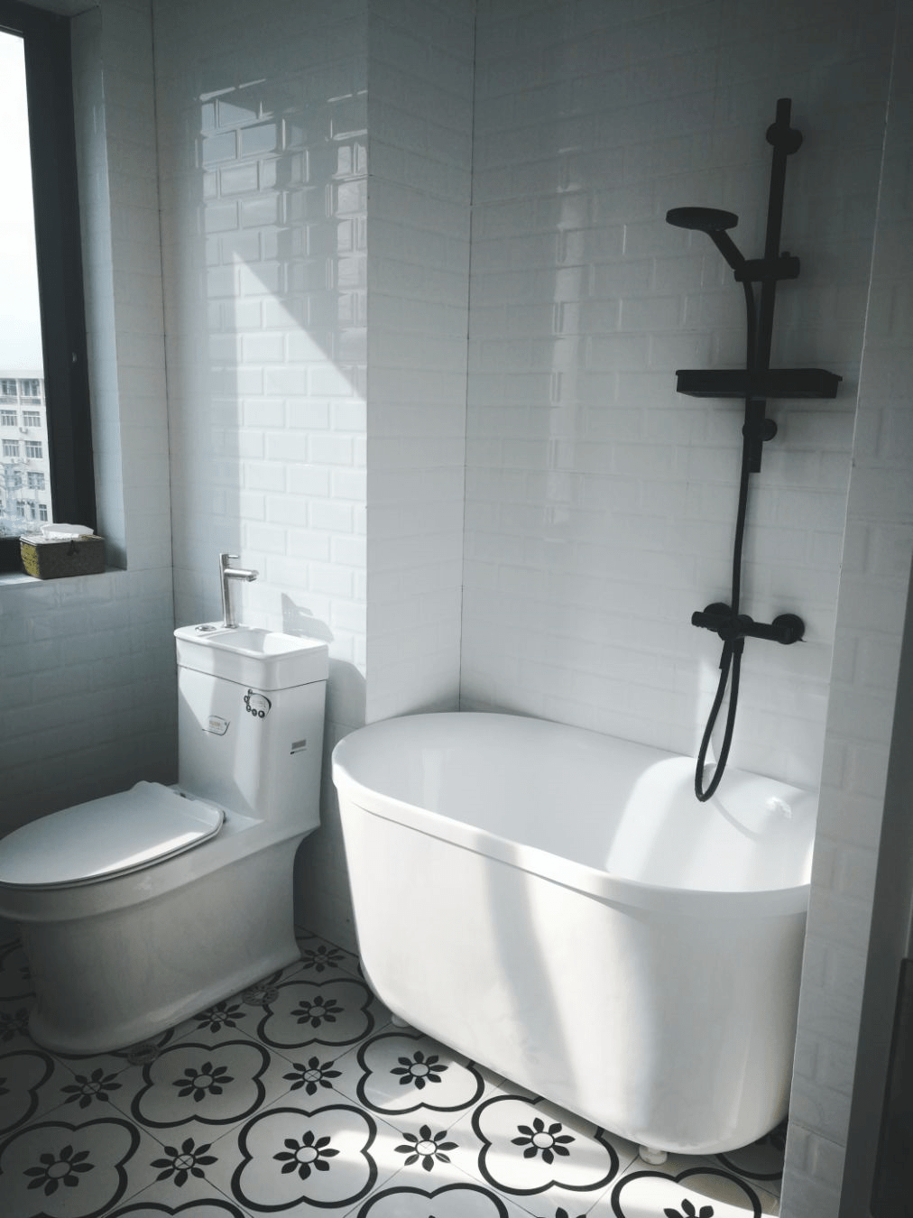 假货|同样是网购，凭什么别人能装出五星级卫浴，而你只配买到假货？