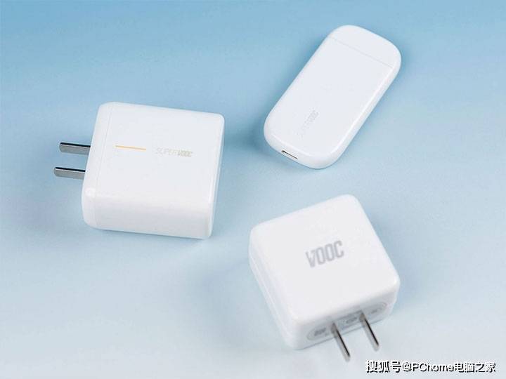 充电器|轻薄便携高功率 OPPO 50W 超闪饼干充电器评测