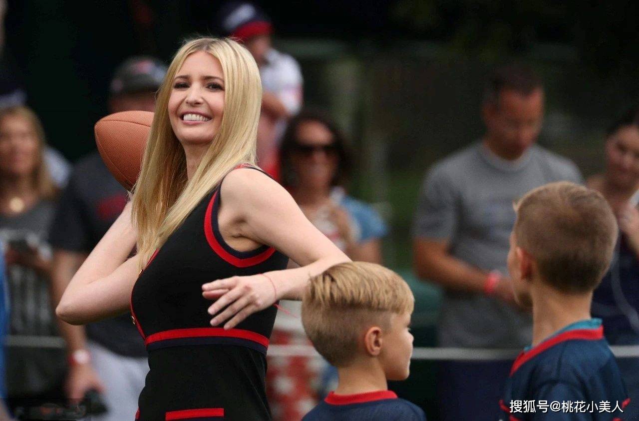 白色|名媛界扛把子伊万卡，身穿一袭白色仙女裙，竟戴上定制口罩