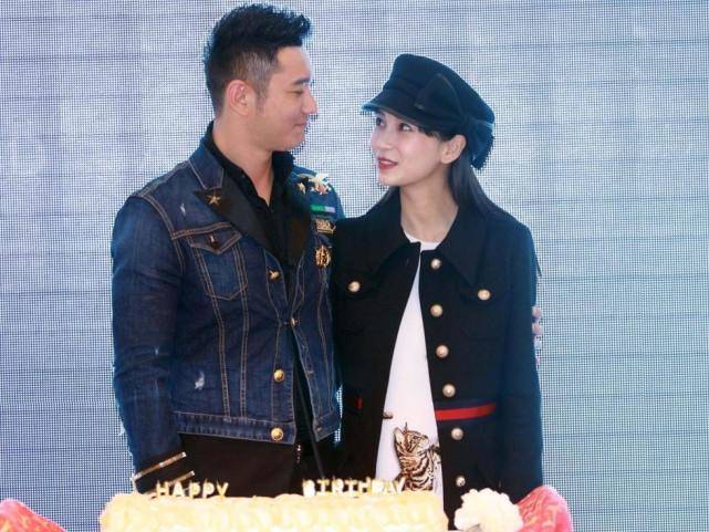 杨颖黄晓明是否离婚有定论,判决书里律师曝两人真实婚姻状况