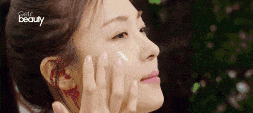 mm-|15岁把三级艳星当偶像，离经叛道少女，一脱成名！41岁因脸垮被迫脱圈.....