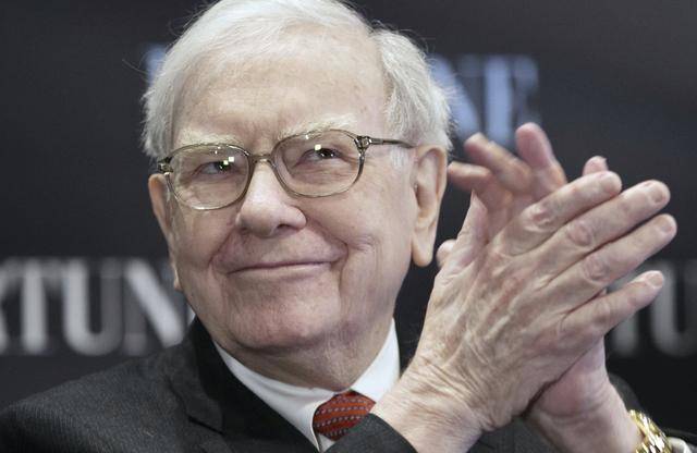 持仓苹果四个月大涨400亿美元,“股神”巴菲特