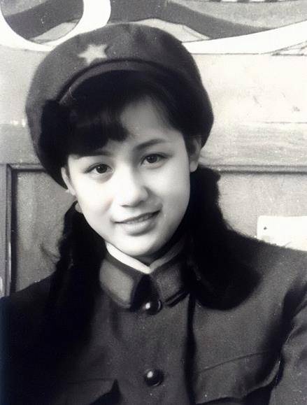 康熙|著名演员、服装设计师李建群去世 曾在《康熙王朝》中饰演容妃