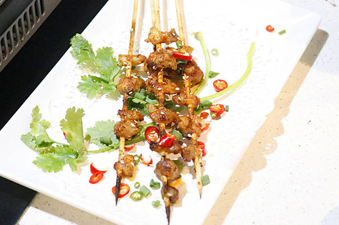 烤鱼|能吃上这样豪华的烤鱼很享受深海的石斑鱼来烧烤