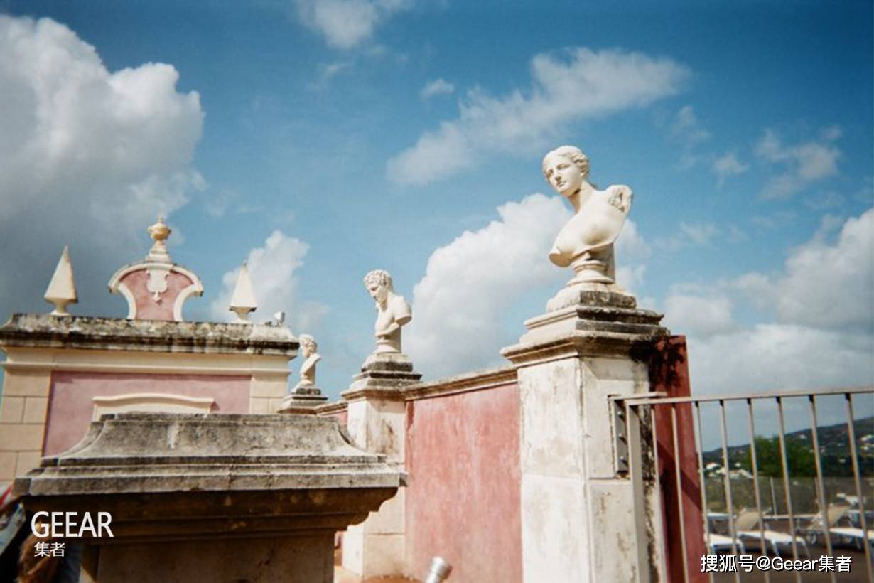 Card|法国博主也迷上的优雅：这家店的手工首饰，彷如随身佩戴的古董！