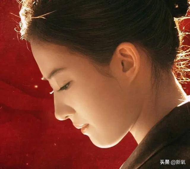 区花|杨紫青簪行被嘲照骗，生图剧照判若两人，她的修图师太难了！