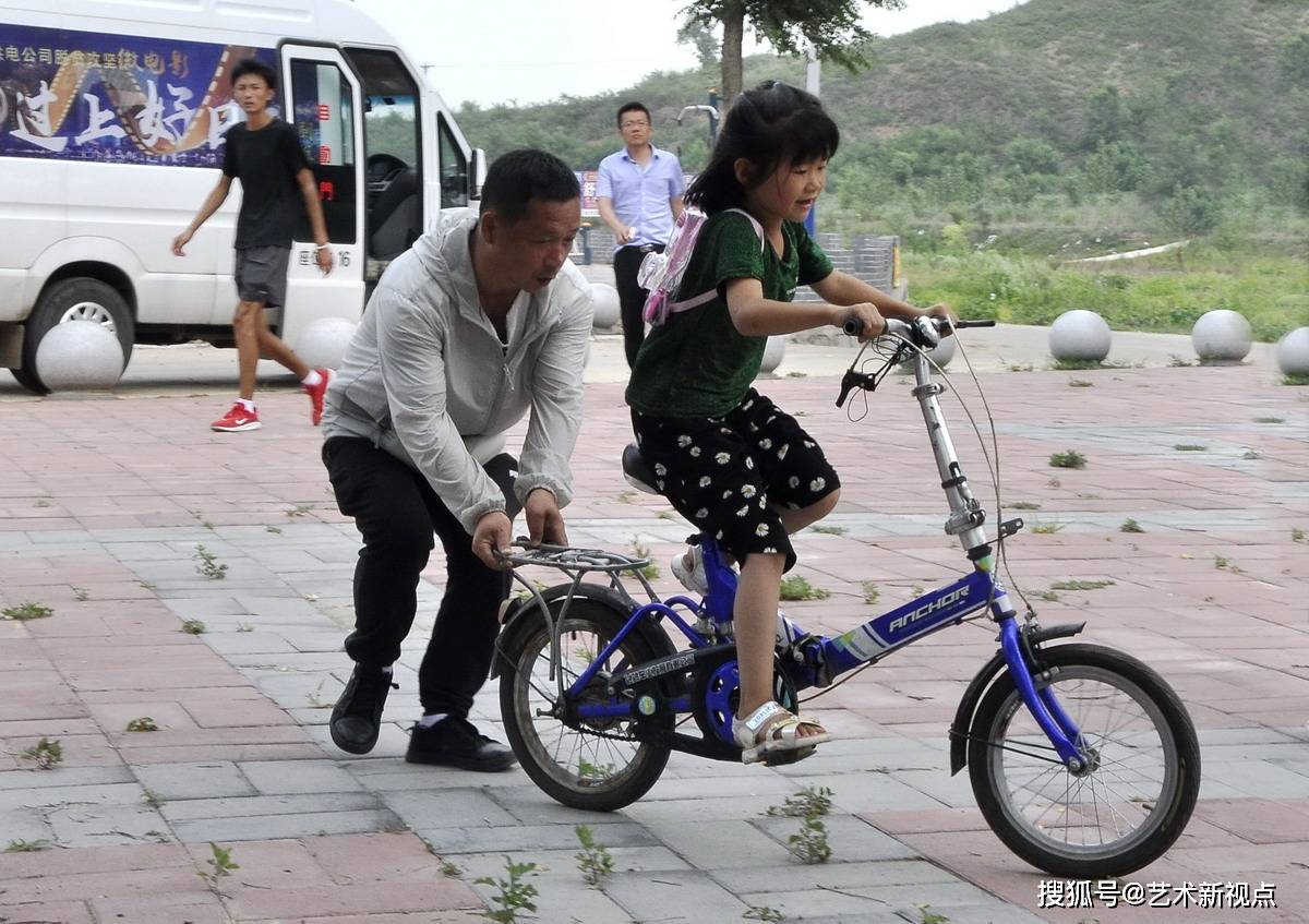见闻记录|让乡村的孩子《过上好日子》！微电影真情拍摄令人泪目。