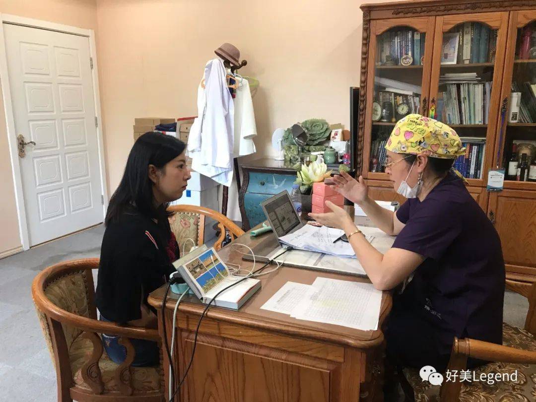 连喜艳|这回我可以大声的说：双下巴，再见！