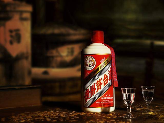 <中国酒> 茅台酒&五粮液 茅台，五粮液，汾酒的区别在哪里？这里有最全的白酒香型介绍