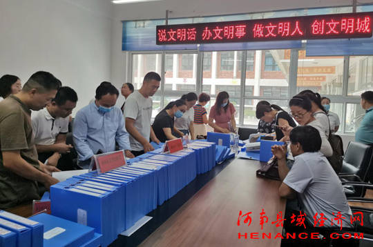 工作|商丘市示范区多所点位学校到示范区和风小学参观交流“创文”工作