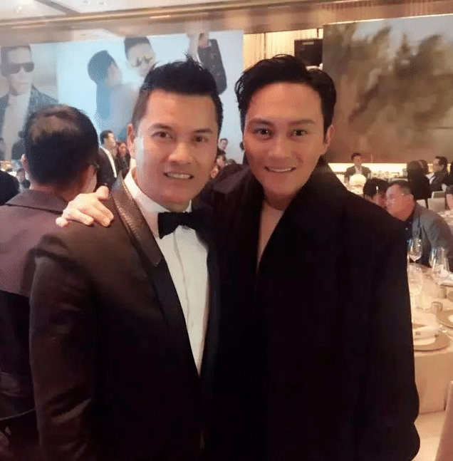 前妻|原创64岁男星年轻像40！但诋毁前妻跪舔富婆现任的骚操作，太渣了！