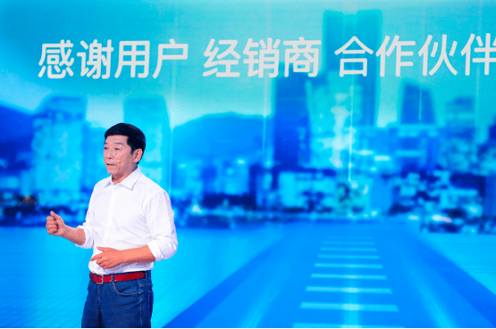 魏建军|昨日叹命悬一线 今日焕新三大平台！魏建军完成双“机变”