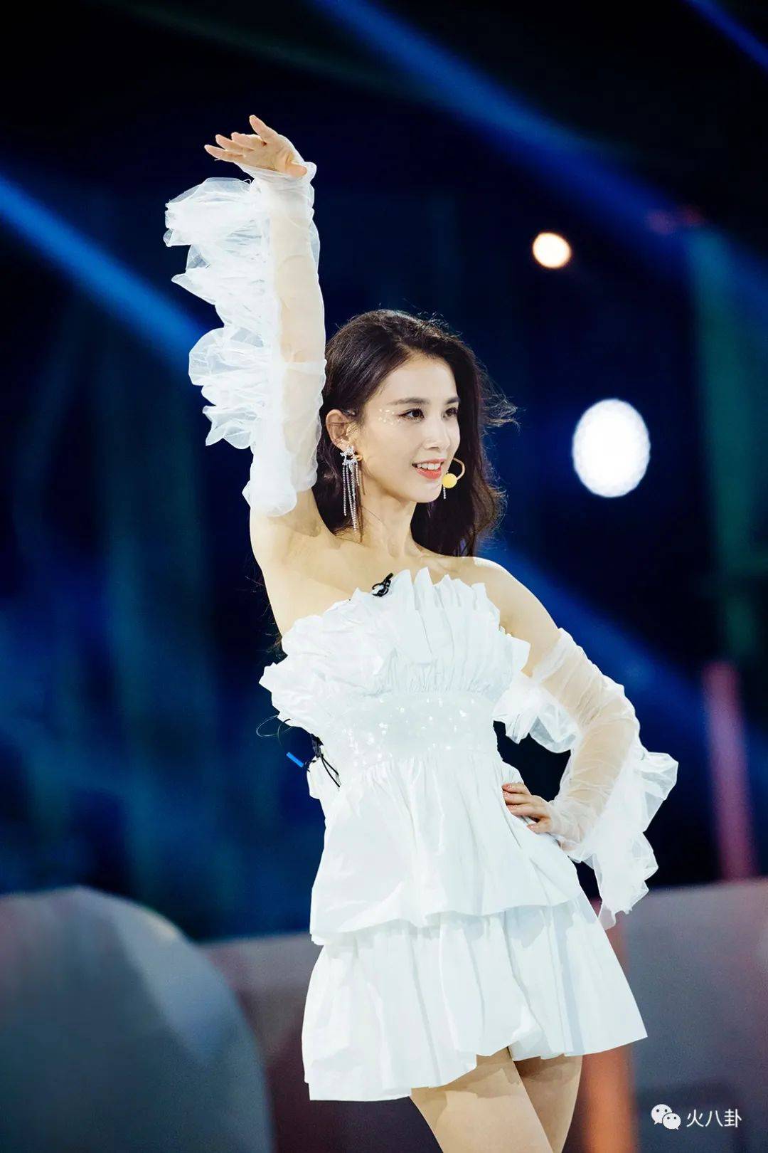 黄圣依《浪姐》风评大逆转， “表情包大户”成