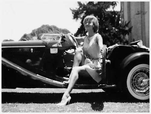 花花公子|欧美老照片中的性感车模